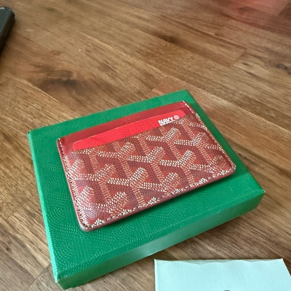 Goyard Red and White Card Holder - Picture 3 of 5